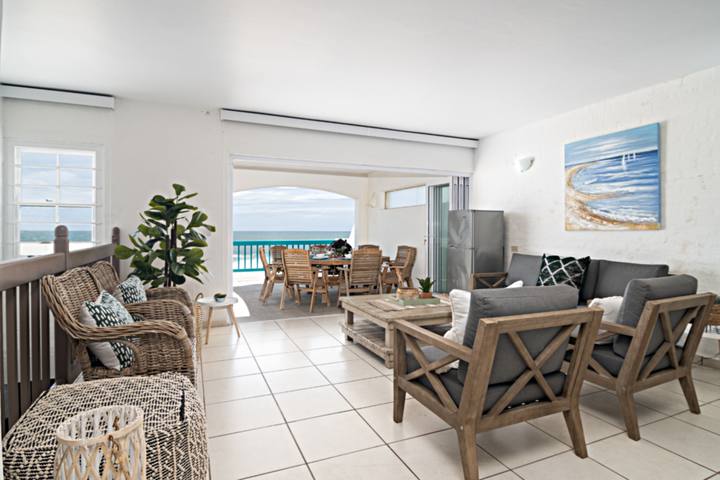 Santorini Perissa 27 Lounge